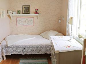 Postel nebo postele na pokoji v ubytování 6 person holiday home in Slöinge