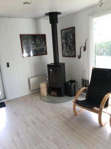 Posezení v ubytování cottage close to Hasmark beach 150m