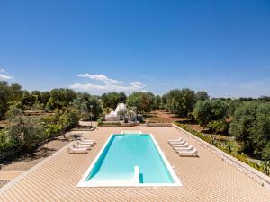 Bazén v ubytovaní Villa Ajeni by Perle di Puglia alebo v jeho blízkosti