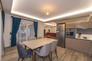 Foto da galeria de Bella- 4 Bedroom Holiday Villa in Oludeniz em Fethiye