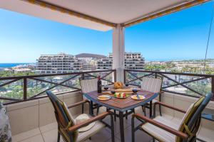 Gallery image of Great 'San Marino' Terrace and Pool in Los Cristianos