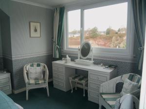 A seating area at Dalbeattie Guest House 