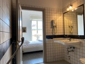 Koupelna v ubytování Jazz Hotel