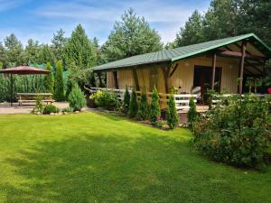 Zahrada ubytování Mustvee Creek Cottage