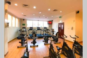 
The fitness center and/or fitness facilities at 1 BHK, Lake views in JLT, Dubai
