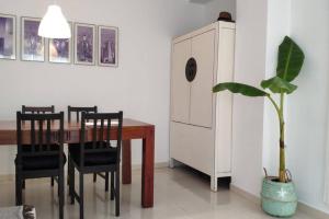 Kuchyňa alebo kuchynka v ubytovaní LOVELY APARTMENT DENIA, piscina, jacuzzi, pádel, parking