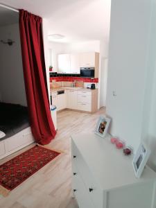 Gallery image of Cherry Tree Cottage, Balatonszemes in Balatonszemes