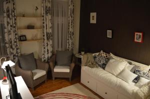 Istumisnurk majutusasutuses Holiday Home Ipericus