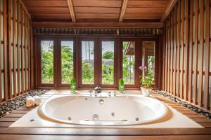 Foto Chaweng Beachil asuva majutusasutuse Buri Rasa Village Samui galeriist