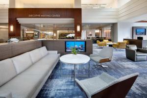 Area lounge atau bar di Hyatt Regency Dulles