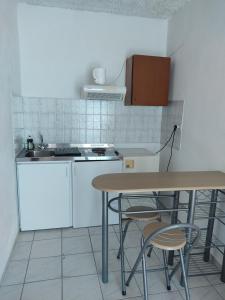 Cucina o angolo cottura di Amaranthos Skiathos View