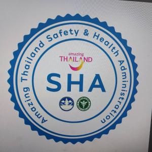 a sign for the international safety and health sha at Bangkok Boutique Resort Rangsit in Pathum Thani