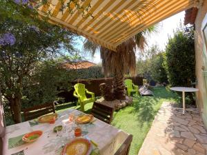 Zahrada ubytování Bastide du Levant - 50m plage - Rez de jardin