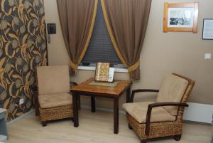 A seating area at Hansalinn