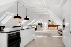 Cuina o zona de cuina de aday - Penthouse 3 bedroom - Heart of Aalborg