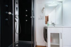 Koupelna v ubytování Apartamento Las Brisas II + 26 fotografií