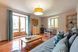 Gallery image of La Bergerie apartment in an old farmhouse! in Nâves-Parmelan