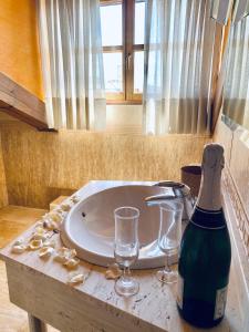 La MagdalenaにあるHotel Restaurante Santa Lucíaのギャラリーの写真 +6枚の写真