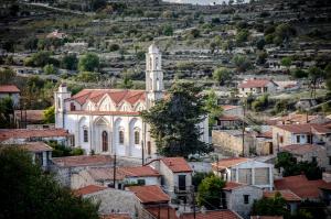 Gallery image of Xenios Cottages in Lofou