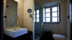 A bathroom at Casa Fabbrini Agriturismo