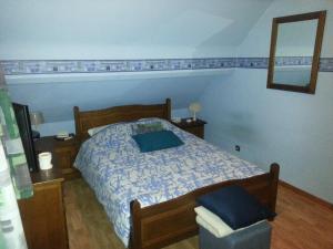 Postel nebo postele na pokoji v ubytování Chambre d'hotes du Tailfer
