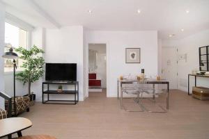 TV/Unterhaltungsangebot in der Unterkunft Deslumbrante Apartamento en Plaza España, by Batuecas