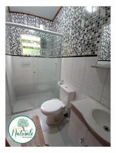 Kylpyhuone majoituspaikassa Pousada Naturale