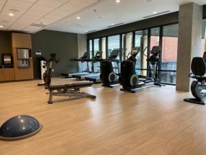 Fitness centrum a/nebo fitness zařízení v ubytování Hyatt Centric Downtown Portland