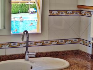 Kúpeľňa v ubytovaní Apartamento con piscina en Oliva Nova