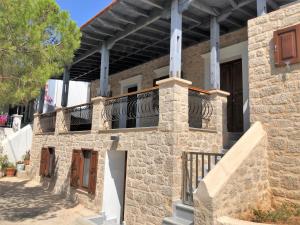 Balkón nebo terasa v ubytování Stone House Halki