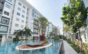 Gallery image of The trust huahin sky room condo pool view in Hua Hin