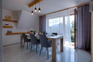 Fotografia z galérie ubytovania Apartament Góralska Ostoja prywatne wejście widok na Tatry v Zakopanom