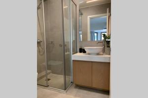 A bathroom at Aelia Luxury Beach House
