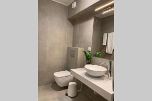 A bathroom at Aelia Luxury Beach House