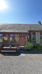 Gallery image of Meadowside Cottages in Balavil