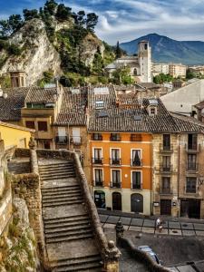 Afbeelding uit fotogalerij van IRAIPE Estella Rooms in Estella