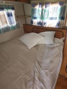 Katil atau katil-katil dalam bilik di ASAMé @ Oppi-Rivier