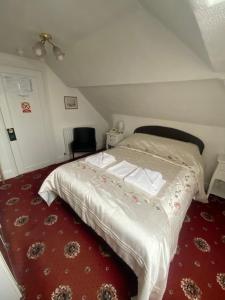 Parlors Hall Hotel