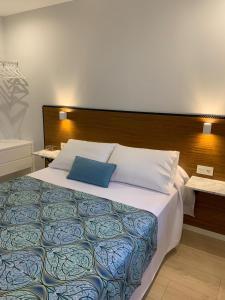 Posteľ alebo postele v izbe v ubytovaní Sereiña Beach