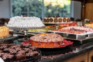 Comida no hotel ou em algum lugar perto