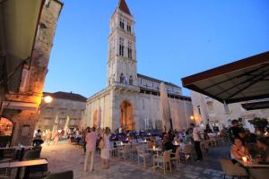 Hostia v ubytovaní Town House in the centre of historic Trogir