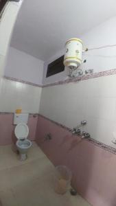ห้องน้ำของ Pandey Residency