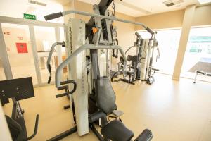 The fitness centre and/or fitness facilities at Hplus Vision Executive
