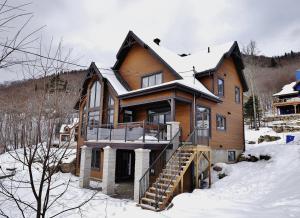 Chalet 29 Chemin Blanc by Les Chalets Alpins v zimě