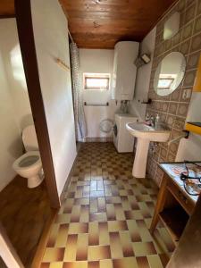 Koupelna v ubytování CHALUPA V PANSKÝM , Staré Křečany u Rumburku