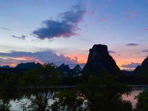 Foto dalla galleria di Yangshuo River Lodge Hotel a Yangshuo