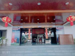 Afbeelding uit fotogalerij van โรงแรม เพนท์เฮ้าส์ รีสอร์ท เบตง in Betong