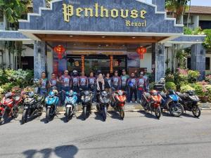 Afbeelding uit fotogalerij van โรงแรม เพนท์เฮ้าส์ รีสอร์ท เบตง in Betong