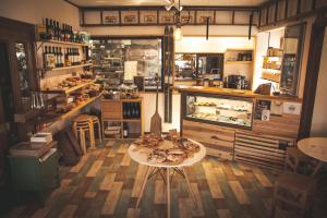 Gallery image of Akari House Swiss Bakery in Nozawa Onsen