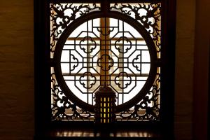 a window with a lamp in front of it at 饒宗頤文化館 - 翠雅山房 in Hong Kong